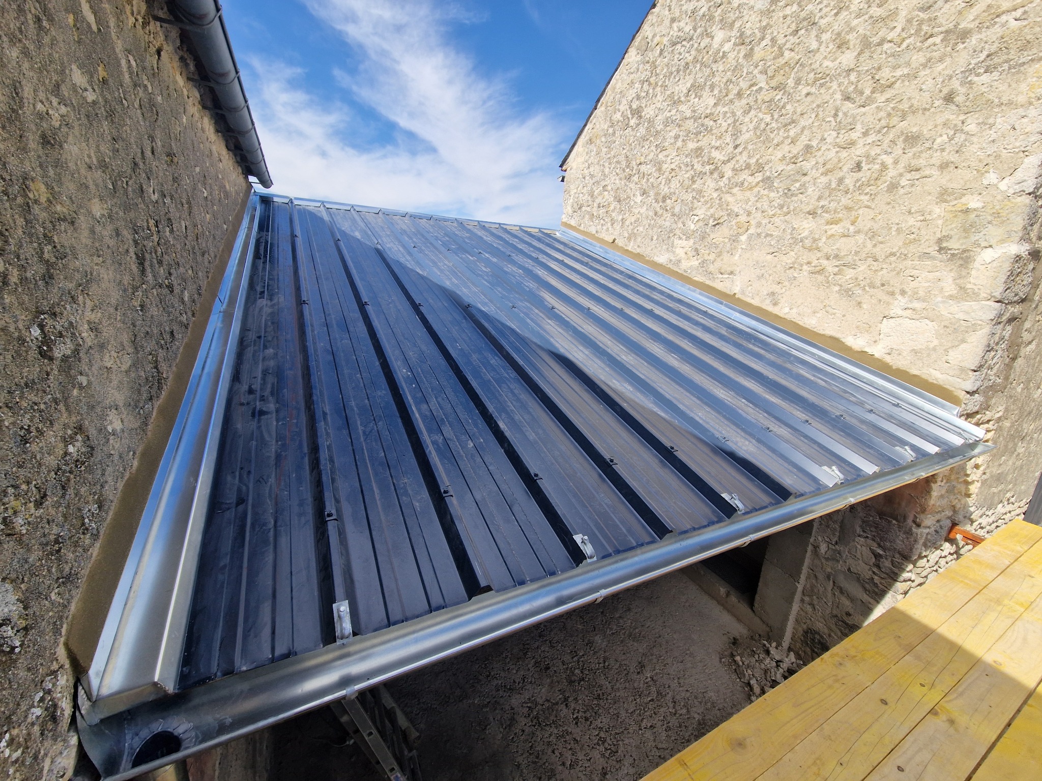 Chantier Créatoit — couverture et charpente