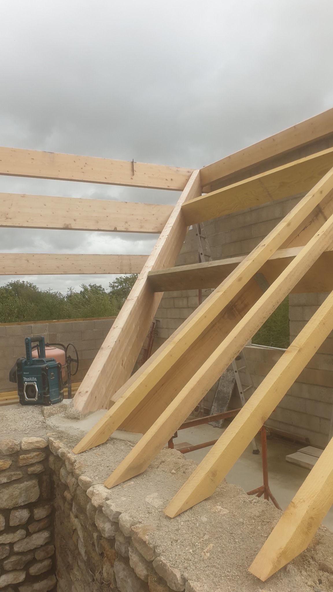 Chantier Créatoit — couverture et charpente